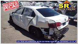 VOLKSWAGEN JETTA 2.0 TRENDLINE FLEX 4P TIPTRONIC