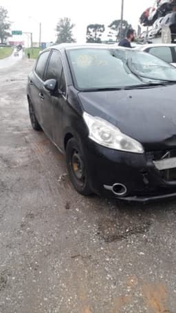 PEUGEOT 208 1.6 GRIFFE 16V FLEX 4P AUTOMÁTICO