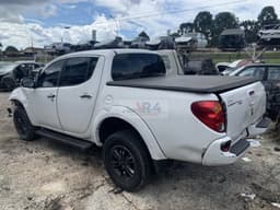 MITSUBISHI L200 TRITON 3.2 HPE 4X4 CD 16V TURBO INTERCOOLER DIESEL 4P AUTOMÁTICO