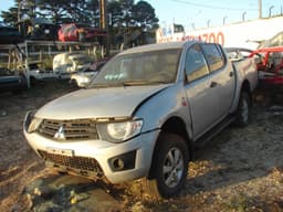 MITSUBISHI L200 TRITON 3.2 HPE 4X4 CD 16V TURBO INTERCOOLER DIESEL 4P MANUAL