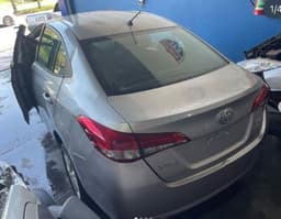 TOYOTA YARIS 1.5 SEDAN 16V GASOLINA 4P AUTOMÁTICO