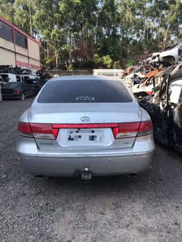 HYUNDAI AZERA 3.3 MPFI GLS SEDAN V6 24V GASOLINA 4P AUTOMÁTICO